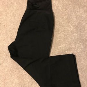 Loft maternity petite black pants, size 16P
